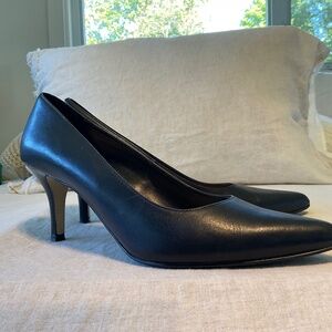 Cole Haan leather pumps
